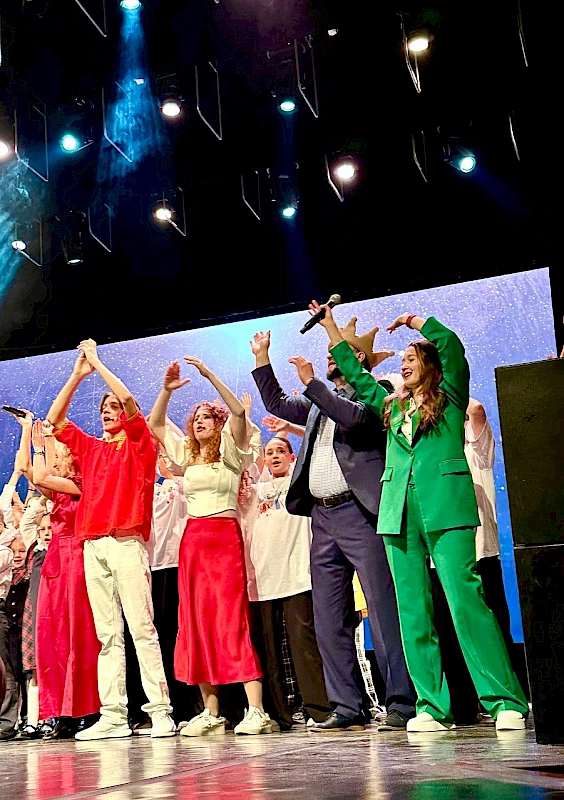 С днем рождения, Корифей